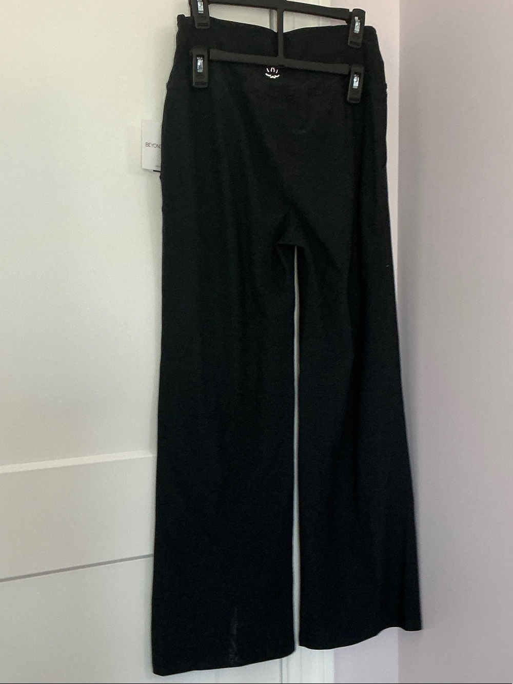Beyond Yoga Black Wide-Leg Pull-On Pants - Picture 5 of 5